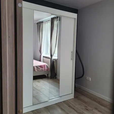 Madise 6 Apartment